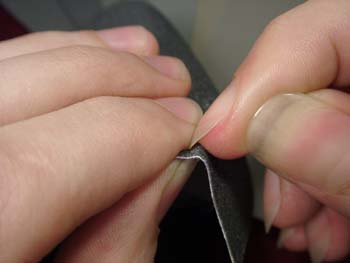 Fingernagelpolitur mit Meshy-Polierleinen